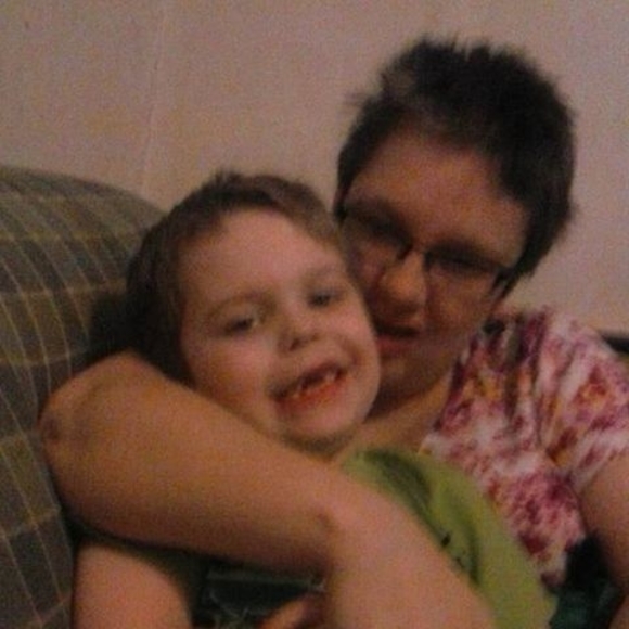 Meet your Posher, Debra - Picture 1 of 2